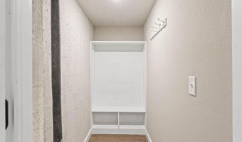 16 Duvall Ln, Bella Vista, AR 72715