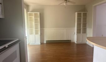 3 Orchard Hills Pkwy, Bangor, ME 04401