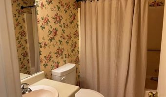 1351 Reynolds St, Bainbridge, GA 39817