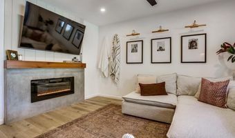 228 Crestview Gln, Escondido, CA 92026