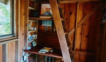 59-195 Ke Nui Rd B, Haleiwa, HI 96712