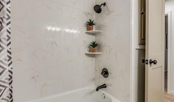 4812 Clearview Dr, Bartlesville, OK 74006