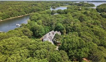 476 Baxter Neck Rd, Barnstable, MA 02630