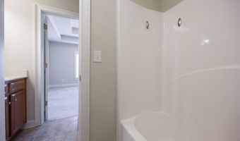 66 Lanier Rdg, Acworth, GA 30101