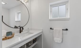 672 Danville Corner Rd, Auburn, ME 04210