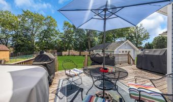 180 Minna Ave, Avenel, NJ 07001