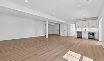 861 N MANCHESTER St, Arlington, VA 22205
