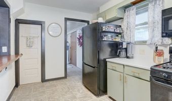 222 N 1st St, Arkansas City, KS 67005