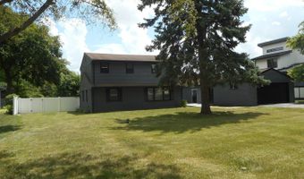 4 N327 7th Ave, Addison, IL 60101