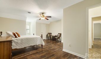 40 Harold Sluder Rd, Alexander, NC 28701