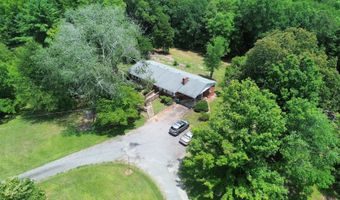 147 Batchelor Dr, Blacksburg, SC 29702