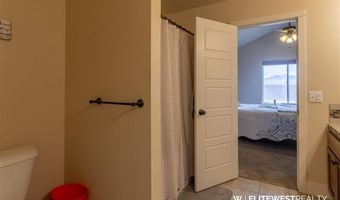 2953 E Ave, Cody, WY 82414