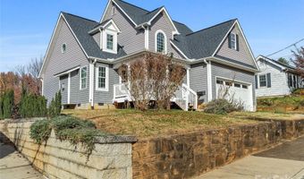14 Hildebrand St, Asheville, NC 28801