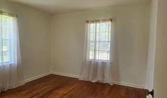 1055 Scruggs Cir, Bartow, GA 30413