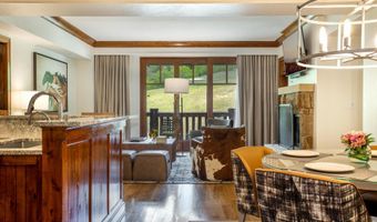 100 Bachelor Ridge Rd 3603, Avon, CO 81620