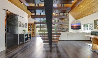 2121 Belmont Dr, Anchorage, AK 99517