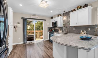 2 Berkeley Crossings Way, Bayville, NJ 08721