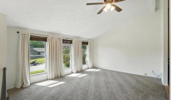 4930 Riverwatch Dr, Delhi, OH 45238