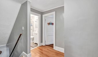 86 Vanguard St, Bridgeport, CT 06606