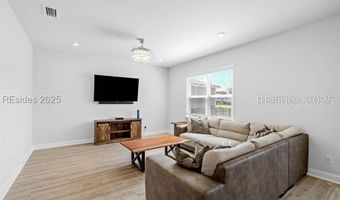 1236 Windswept Oak Ln, Beaufort, SC 29902