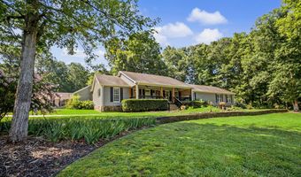 121 Peacock Rd, Barnesville, GA 30204