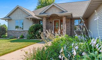 3561 GRAND MEADOWS Xing, Neenah, WI 54956