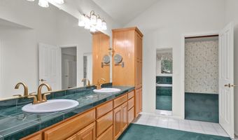3475 Valley View Dr NW, Albany, OR 97321