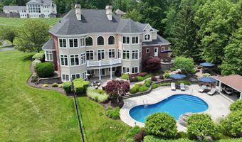 1 Stoneridge Dr, Albany, NY 12211