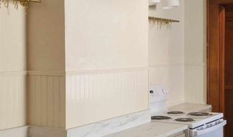 1003 N APPLETON St, Appleton, WI 54911