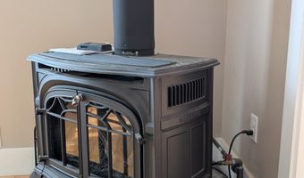 134 Kenduskeag Ave, Bangor, ME 04401