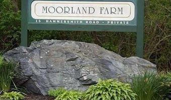 15 Hammersmith Rd 31A, Newport, RI 02840