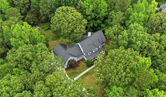8882 TARA Ln, Auburn, AL 36830