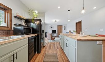 4 Clark Island Rd, Amherst, NH 03031