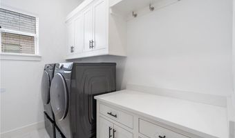 1621 Ella Pl, Bentonville, AR 72713