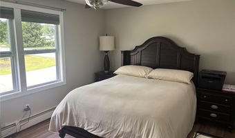 23 Granite St, Johnston, RI 02919