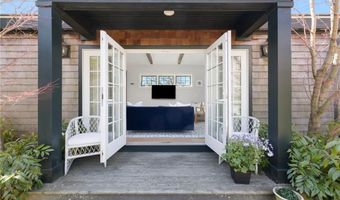 27 William St, Newport, RI 02840