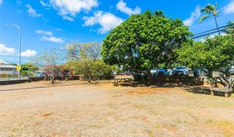 99-028 Moanalua Rd, Aiea, HI 96701