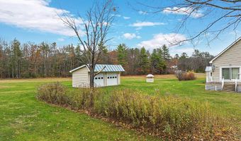 9 Snug Harbor Rd, Belgrade, ME 04917