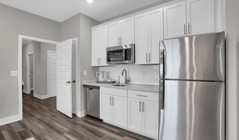 5280 Burnivale Ln, Avon, IN 46123