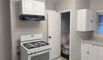 48 W 9TH St, Bayonne, NJ 07002