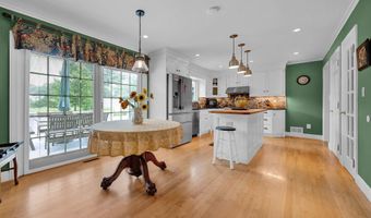 86 KNICKERBOCKER Dr, Belle Mead, NJ 08502