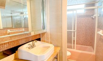 2930 Point East Dr E601, Aventura, FL 33160