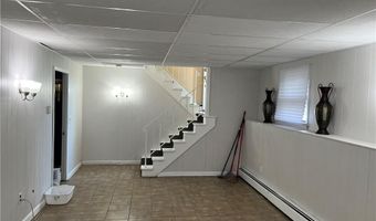 52 Bicentennial Way, North Providence, RI 02911