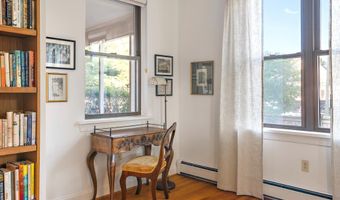 637 CHASE St, Annapolis, MD 21401