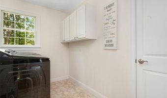 4 Morning Star Ct, Lincoln, RI 02865