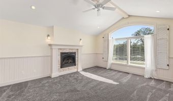 27887 337th Ct, Adel, IA 50003