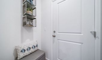 22382 E 38th Pl, Aurora, CO 80019