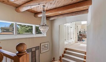 182 El Salto Rd, Arroyo Seco, NM 87514