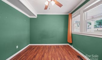 196 Spruce St, Badin, NC 28009