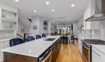 657 Greenslate Dr SE, Ada, MI 49301